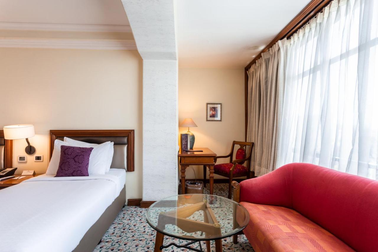 The Maya Hotel Jalandhar Bagian luar foto